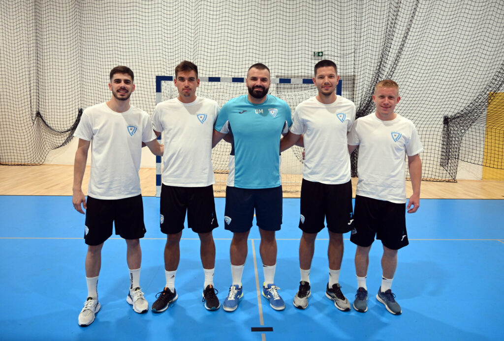Teo Turk, Žiga Čeh, trener Duje Maretić, Max Vesel i Đorđe Rosić/Foto M. ĐEKIĆ
