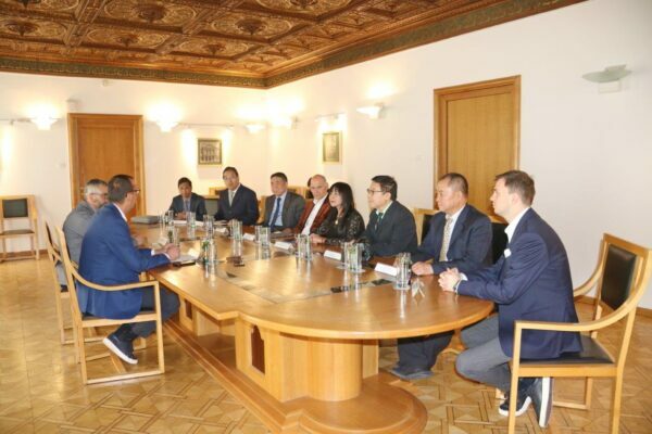 Sastanak s delegacijom Hrvatsko-kineskog kulturnog centra / Foto GRAD RIJEKA