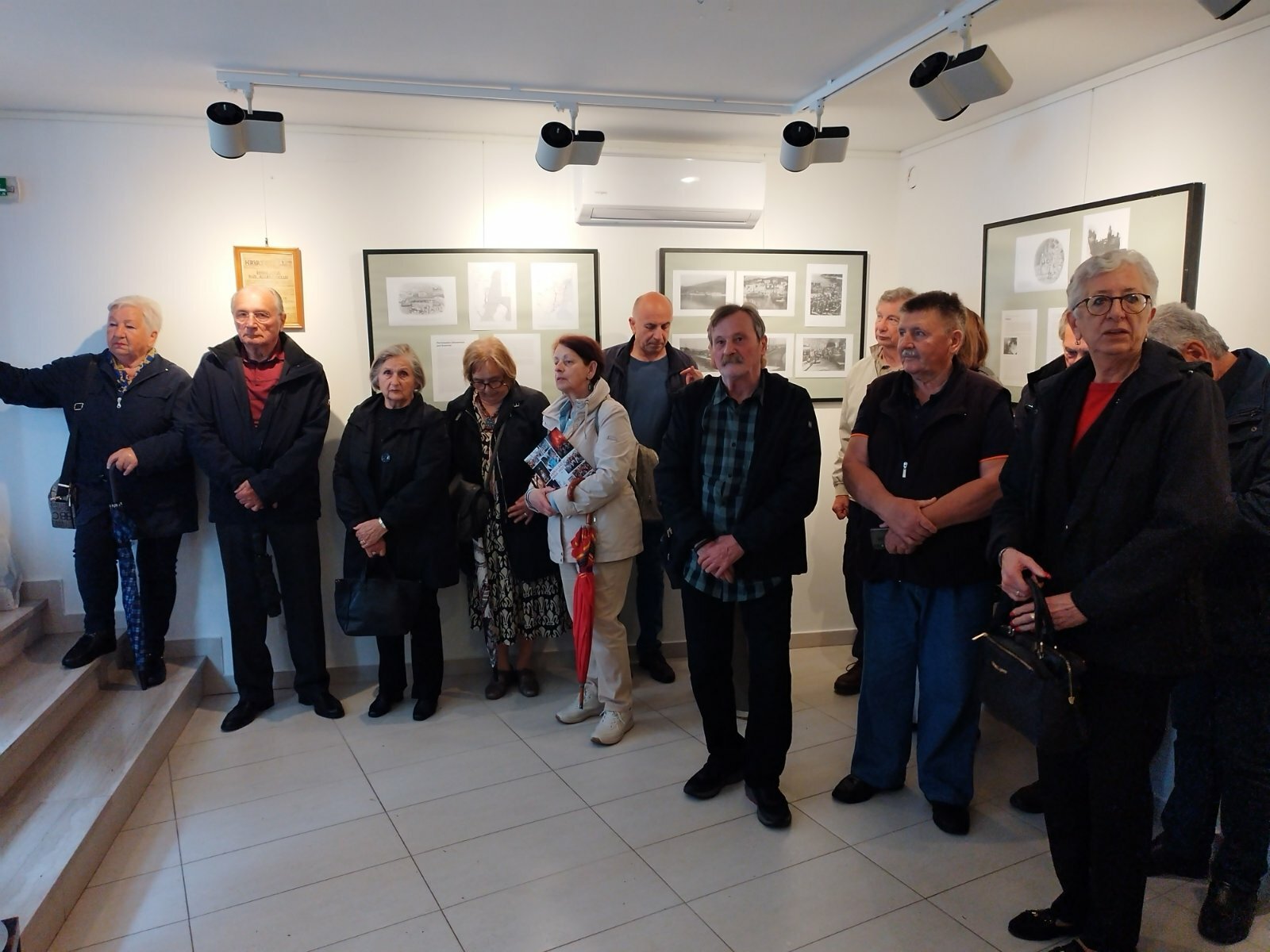 Izložba o 80. godišnjici iskrcavanja partizana u Mošćeničkoj Dragi može se pogledati u Galeriji La cisterna