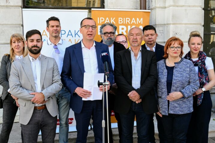 Foto V. KARUZA
