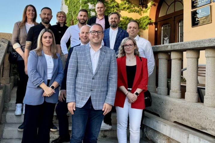 Mario Kružić i koalicija SDP – PGS – HSS predali su kandidaturu za gradonačelnika i Gradsko vijeće Crikvenice