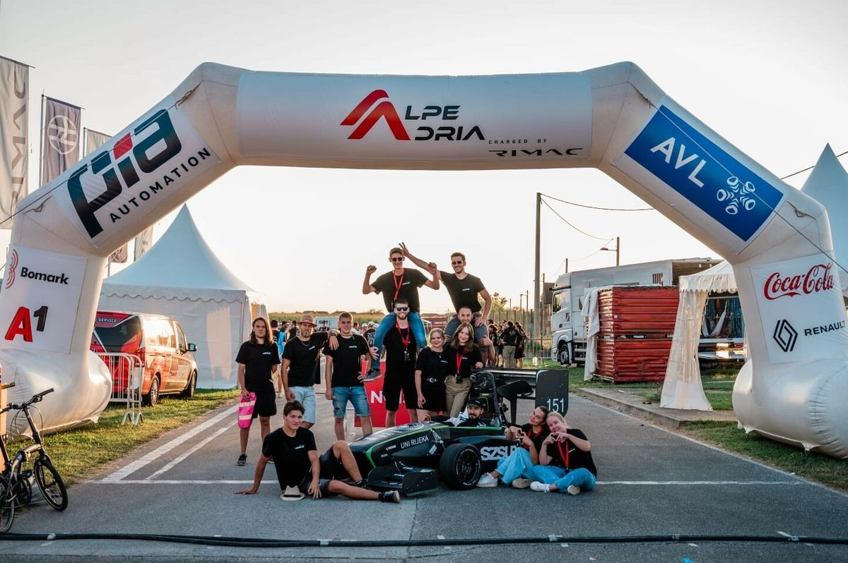 Foto Riteh Racing Team