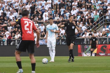 KONCENTRACIJA - Niko Janković uoči gola iz slobodnog udarca/Foto S. DRECHSLER