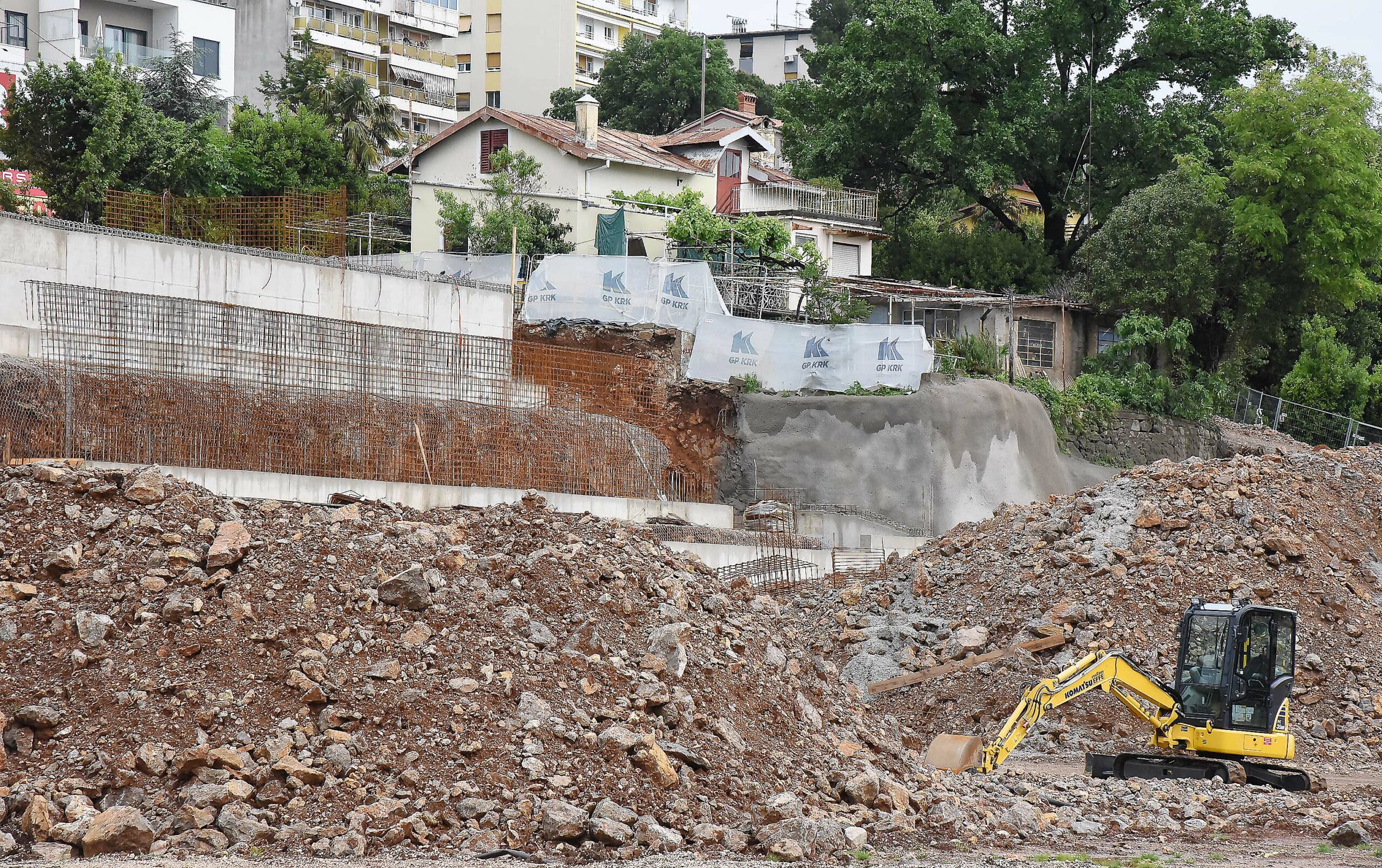 Kuća obitelji Pokorny pored gradilišta na kojem će niknuti novi nogometni stadion / obitelji Foto SERGEJ DRECHSLER