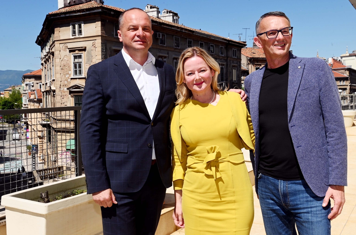 Siniša Hajdaš Dončić, Sandra Krpan i Ivica Lukanović / Foto Marko Gracin