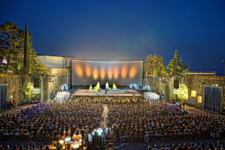 Ljeto ove godine na Ljetnoj pozornici počinje uz besplatan koncert / Foto Petar Kurschner