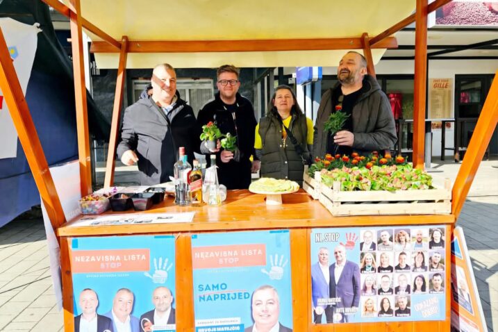Jedna od najživopisnijih kampanja - Hrvoje Matejčić u Korenici / Foto: FB Matejčić