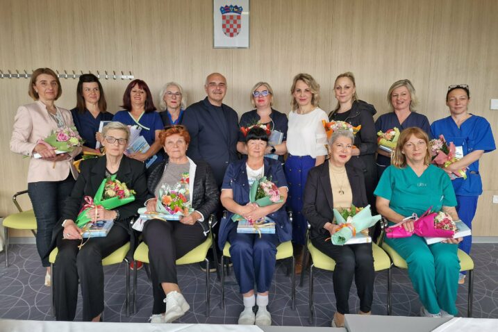 Svečani prijem ravnatelja prof. dr. sc. Alena Ružića za nagrađene medicinske sestre KBC-a Rijeka – dobitnice "Bijelog srca" / Foto KBC Rijeka
