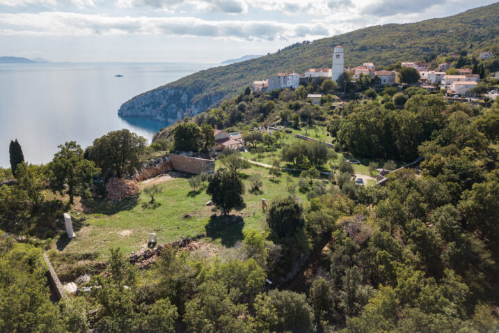 Foto D. KURTI