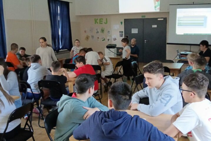 Foto OŠ RAVNA GORA