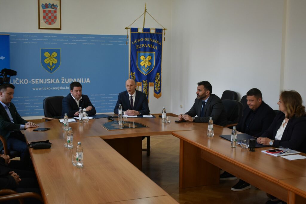 Ministar Oleg Butković i domaćini 