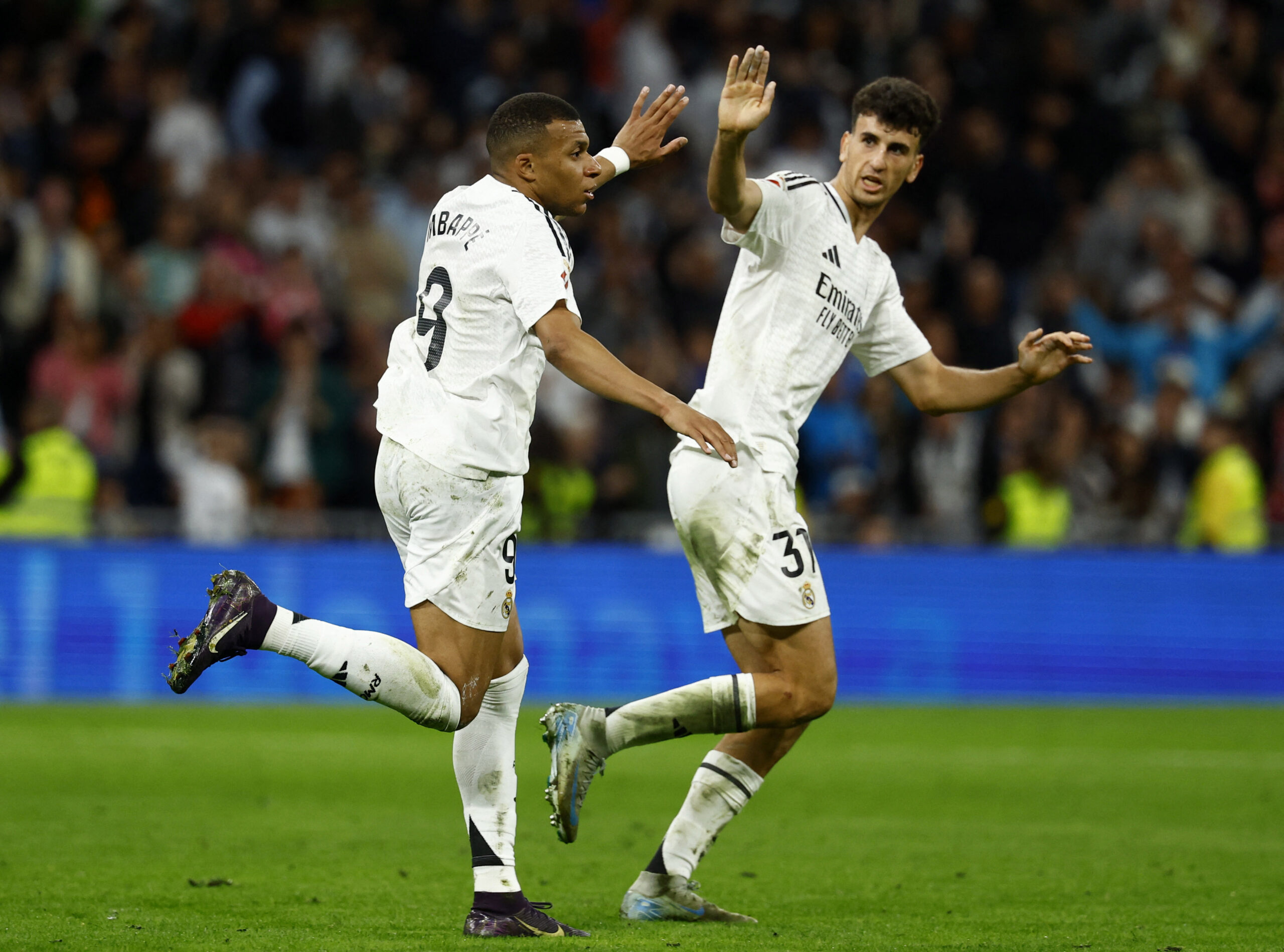 Kylian Mbappe i Jacobo Ramon/Foto REUTERS