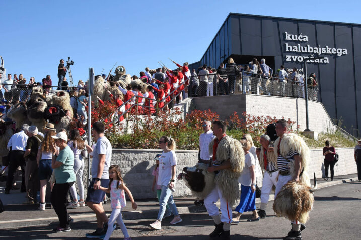 Na jedinstven način spaja prošlost, sadašnjost i budućnost - Kuća halubajskega zvončara / Foto: Arhiva NL