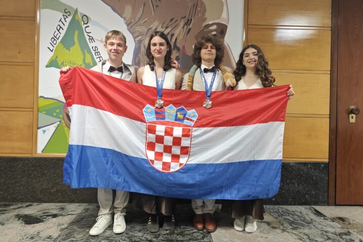 Foto Hrvatsko kemijsko društvo