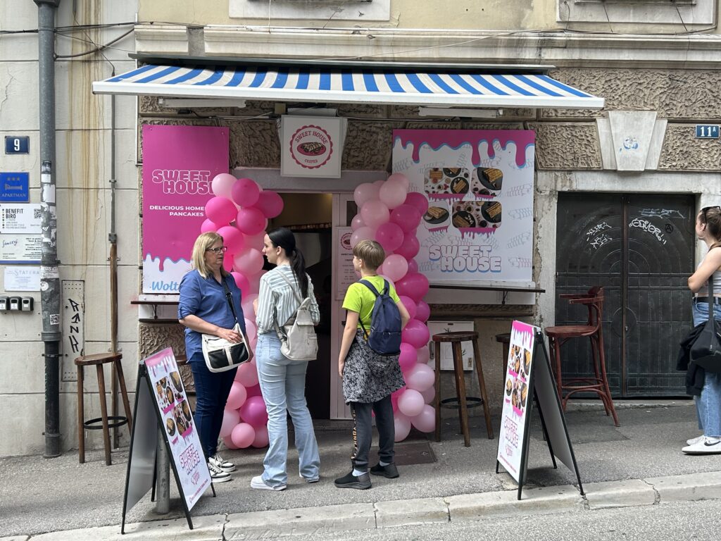Na slici je prva palančinkarnica “Sweet House” na adresi Erazma Barčića 11, a sada se otvara nova na Zametu / foto NL