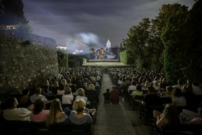 Ljetno kino Rab / Foto POU RAB