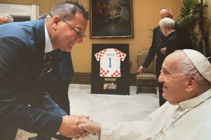 Damir Mišković i pokojni Papa Franjo/Foto Privatna Arhiva