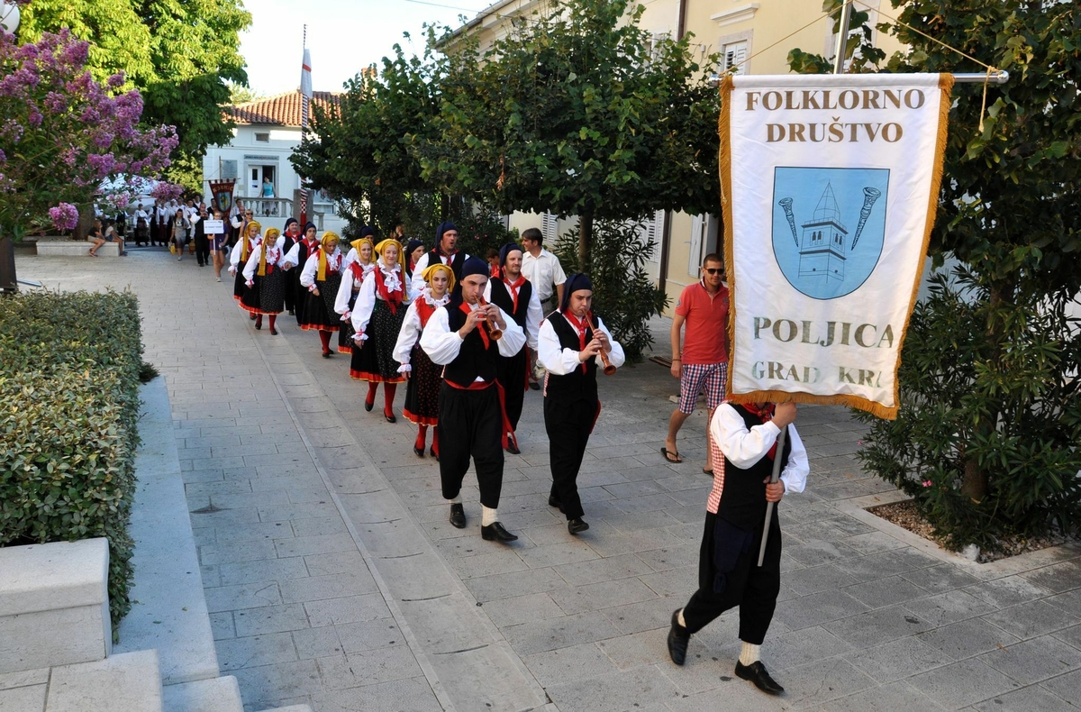Foto Mladen Trinajstić