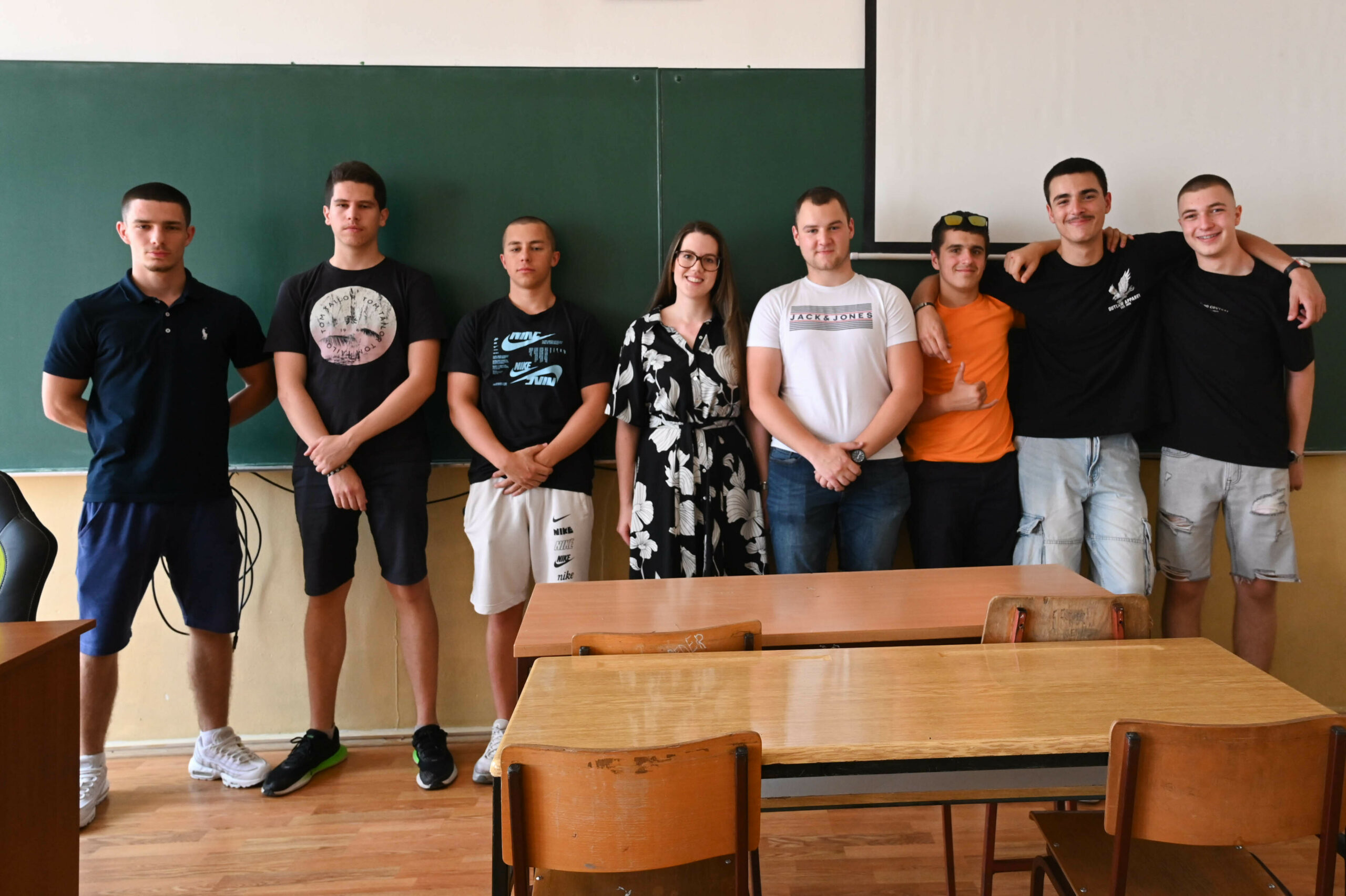 Zadovoljni stečenim iskustvom - učenici Prometne škole / Foto: Ana Križanec