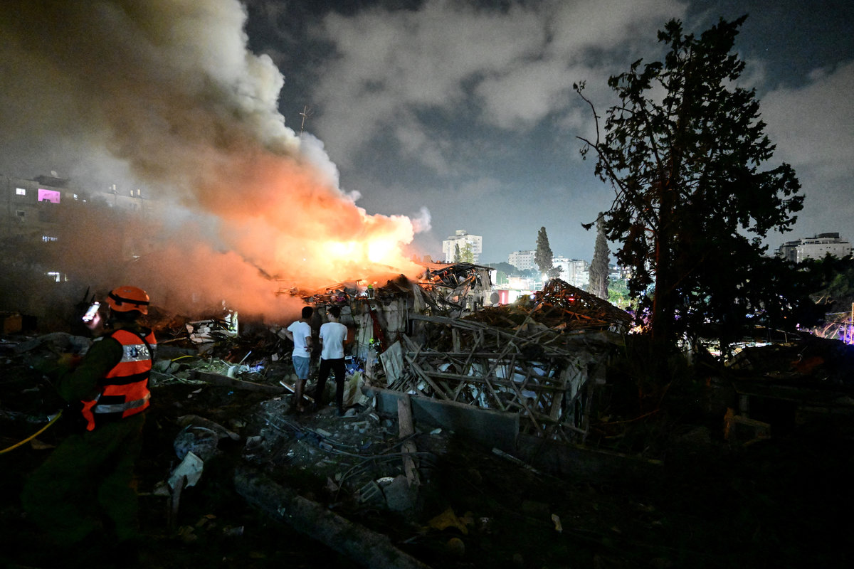 REUTERS