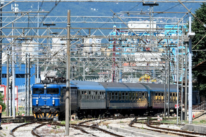 U voznom redu HŽ-a 2025./2026. vozit će 841 vlak, od čega 776 u unutarnjem i 65 u međunarodnom prijevozu