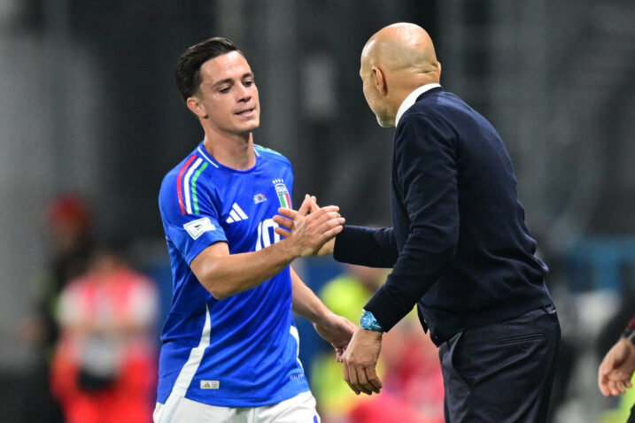 Giacomo Raspadori i Luciano Spalletti/Foto REUTERS