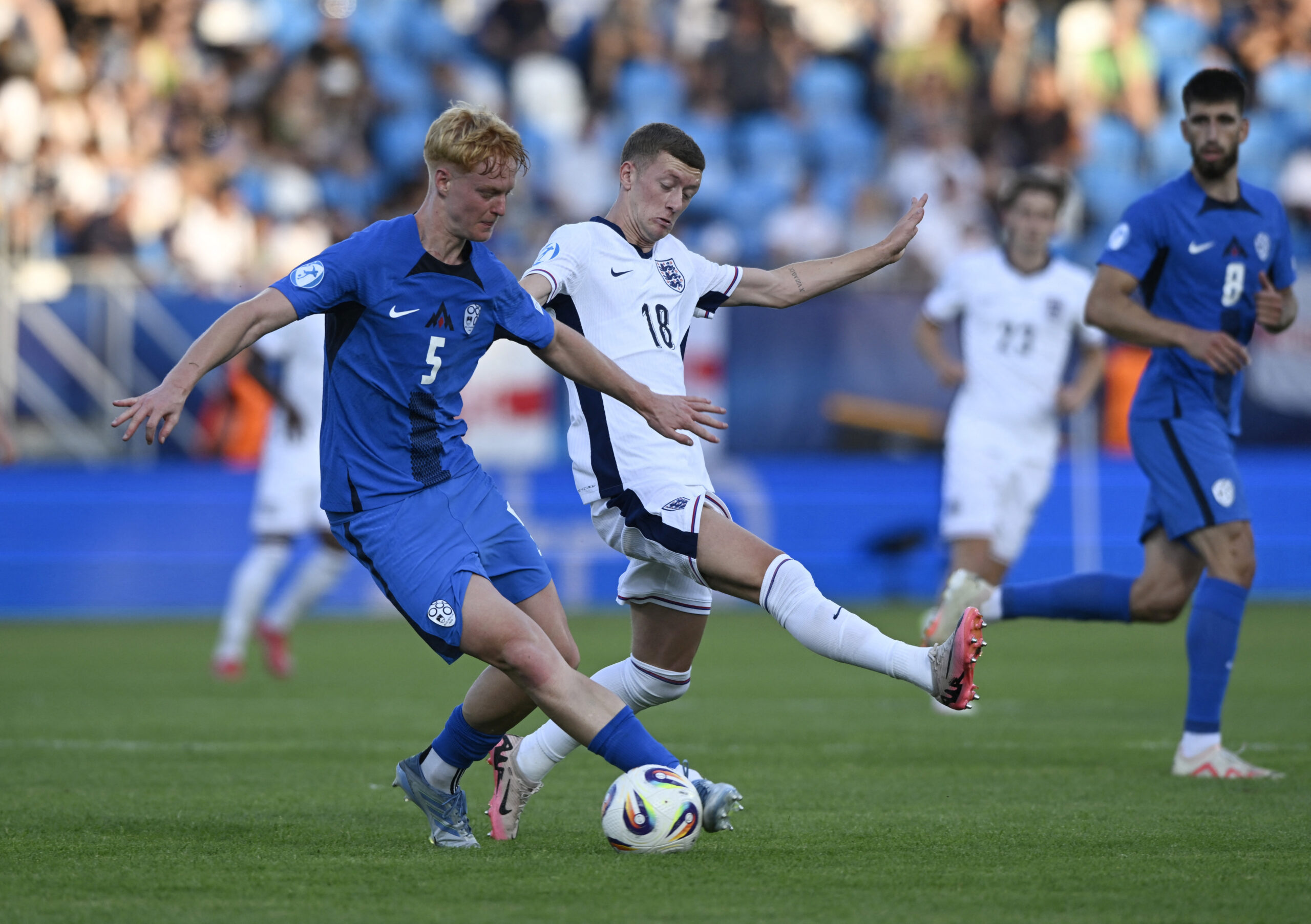 Lovro Golič (Slovenija) i Jay Stansfield (Engleska)/Foto REUTERS