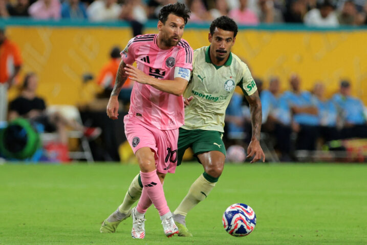 Lionel Messi i Lucas Evangelista/Foto REUTERS
