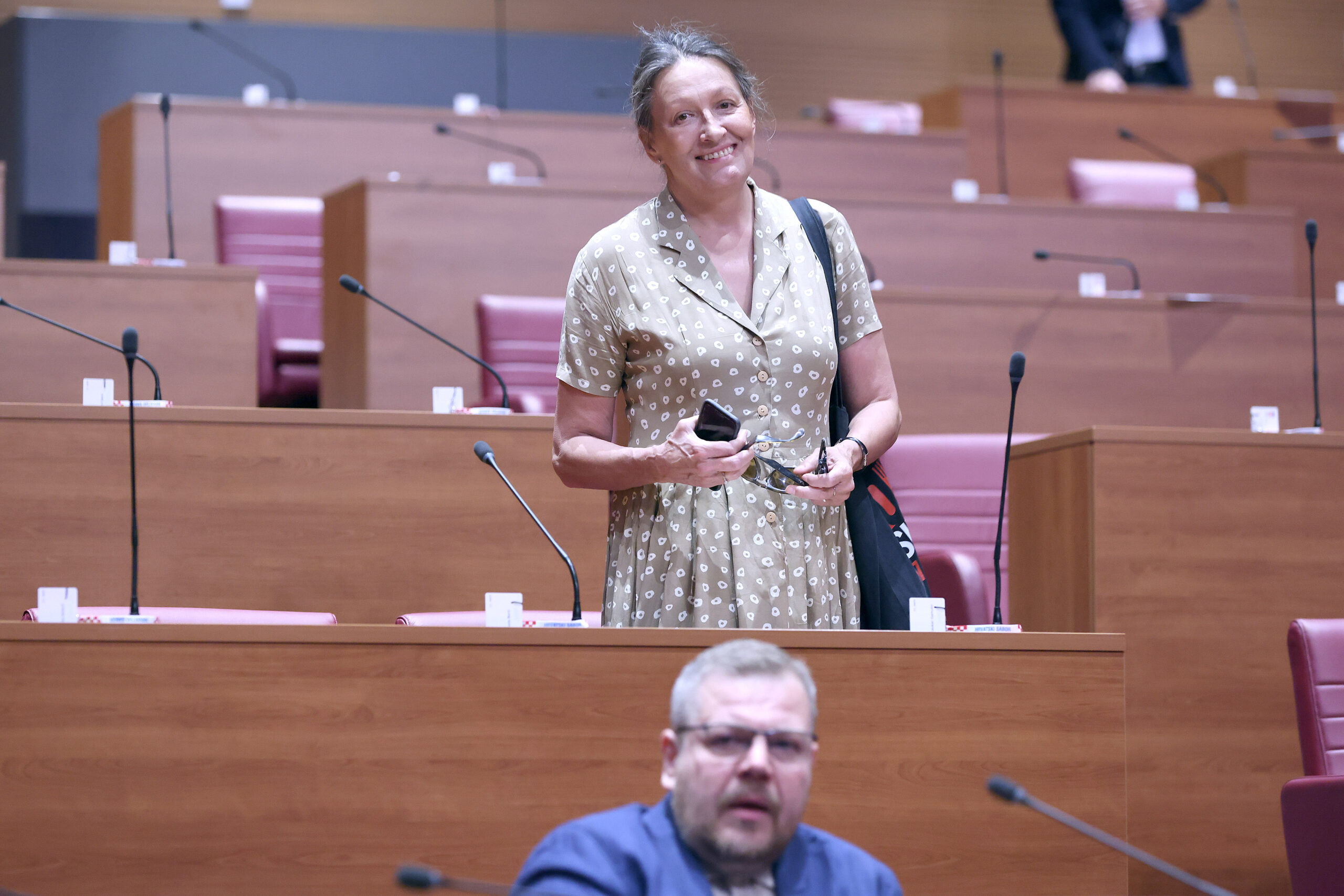Urša Raukar / Saborska sjednica o broju birača