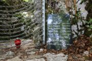 Jadovno - Motiv s prošlogodišnje komemoracije Srpskog narodnog vijeca (SNV), jednoj od lokacija bivšeg ustaškog koncentracijskog logora iz sustava Gospić - Jadovno - Pag, gdje su tijekom ljeta 1941. godine ubijane uglavnom osobe srpske i židovske nacionalnosti / Foto: Šime Zelić / PIXSELL