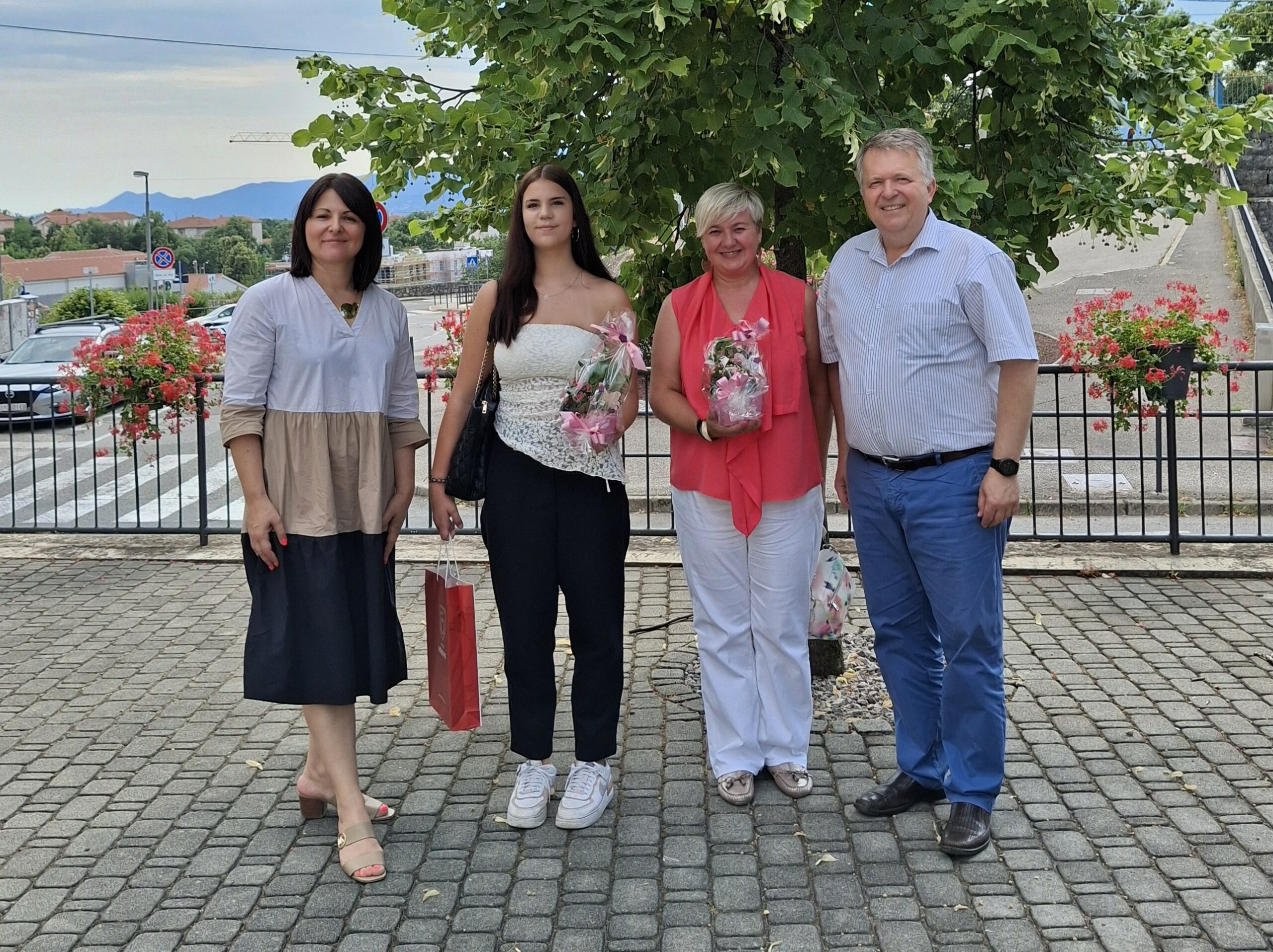 Sanja Udović, Dora Bokulić, Suzana Blečić i Denis Mladenić / Foto OPĆINA VIŠKOVO