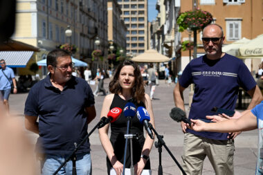 Foto V. KARUZA