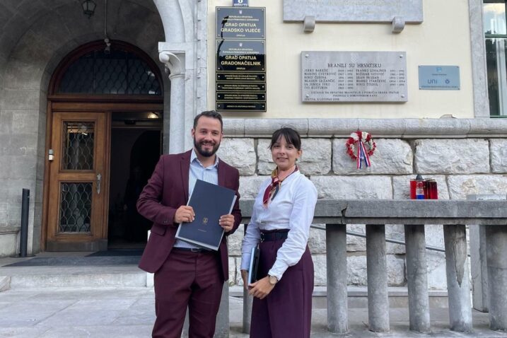 Domagoj Tramontana i Marina Vujičić nakon sjednice Vijeća