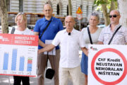 Na konferenciji za medije Udruge Franako drzanoj na Zrinjevcu o sumnji u potencijalni utjecaj bankarskih krugova na sutkinju Vrhovnog suda Seniju Ledic govorio je Goran Aleksic. Photo: Patrik Macek/PIXSELL