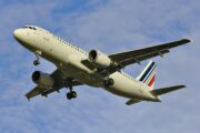 Airbus 320 / Photo by Daniel Eledut on Unsplash