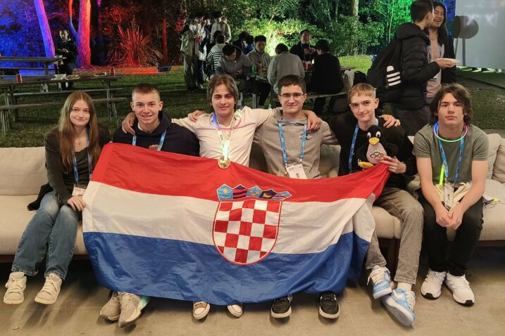 Foto Hrvatsko matematičko društvo