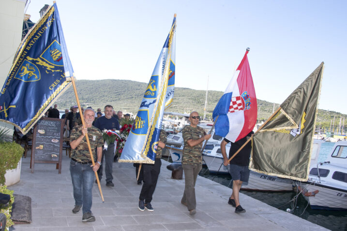 Mimohod / Foto WALTER SALKOVIĆ