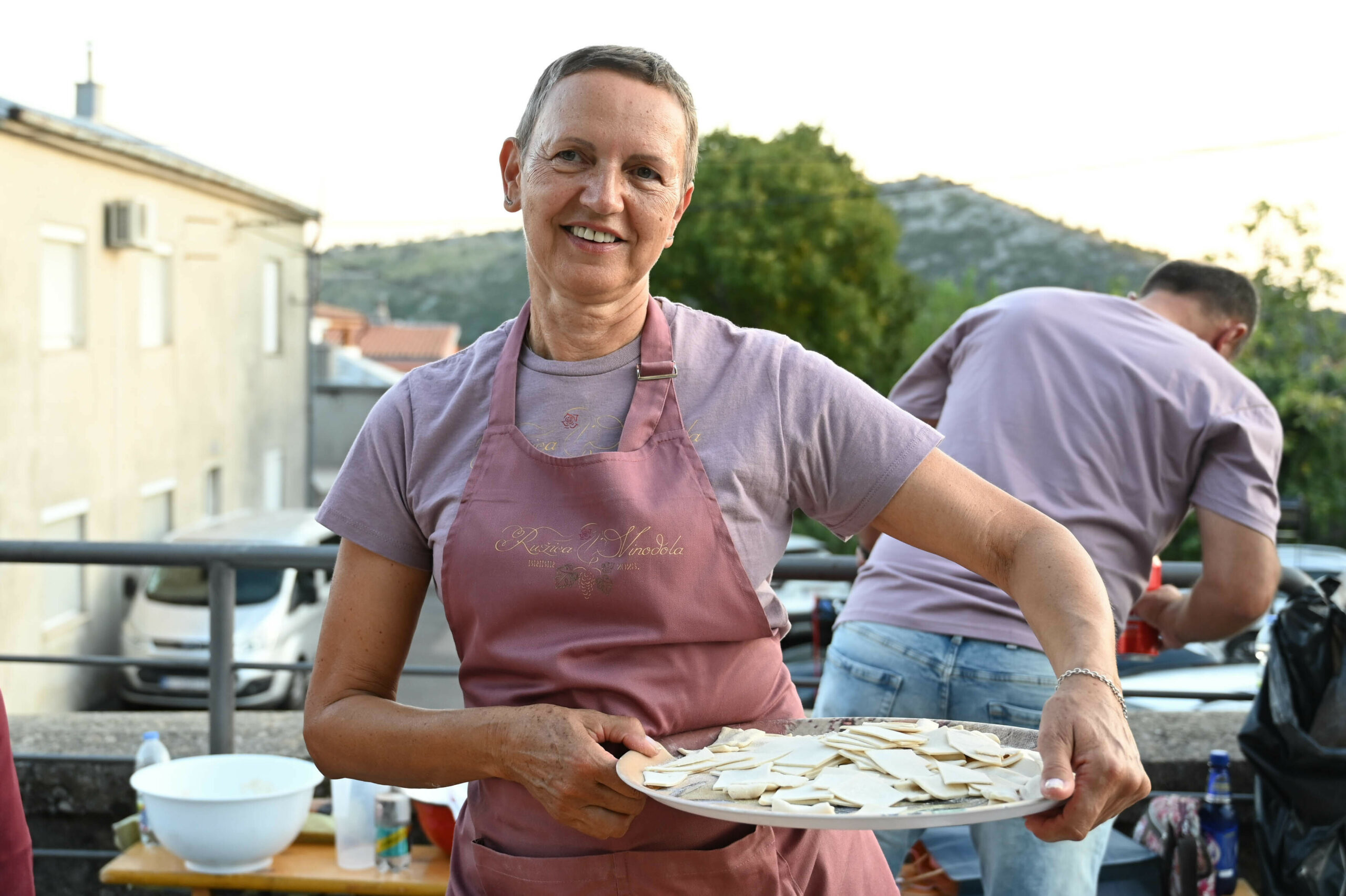 Ksenija Hrelja iz KUD-a Bribir, majstorica bribirskih makaruna / Foto: Ana Križanec