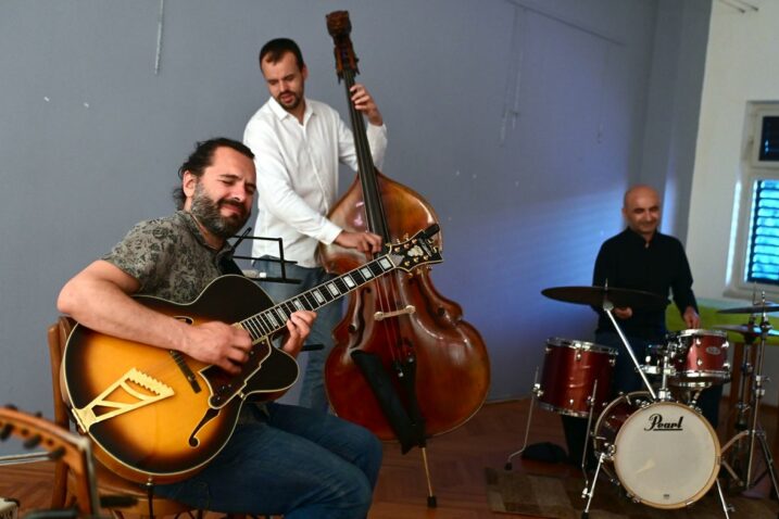 Zoran Majstorović i Atma Mundi Ensemble / Foto Vedran Karuza