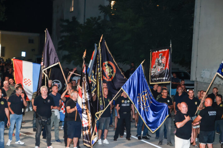 S prosvjeda branitelja u Benkovcu / Foto MATE KOMINA