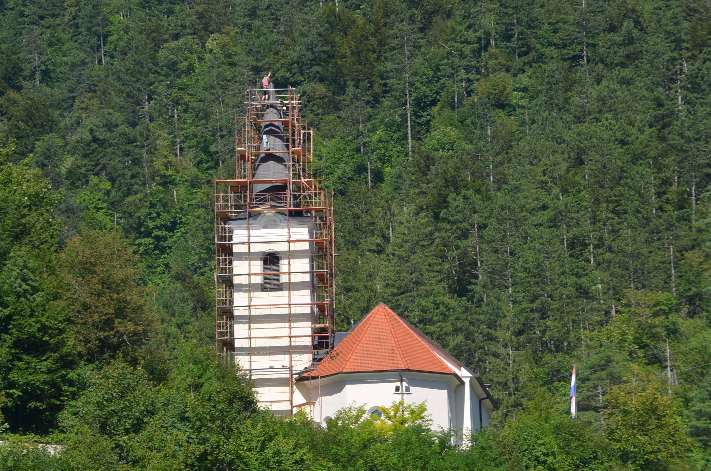 Uređenje zvonika u Turkima / Foto: Marinko Krmpotić