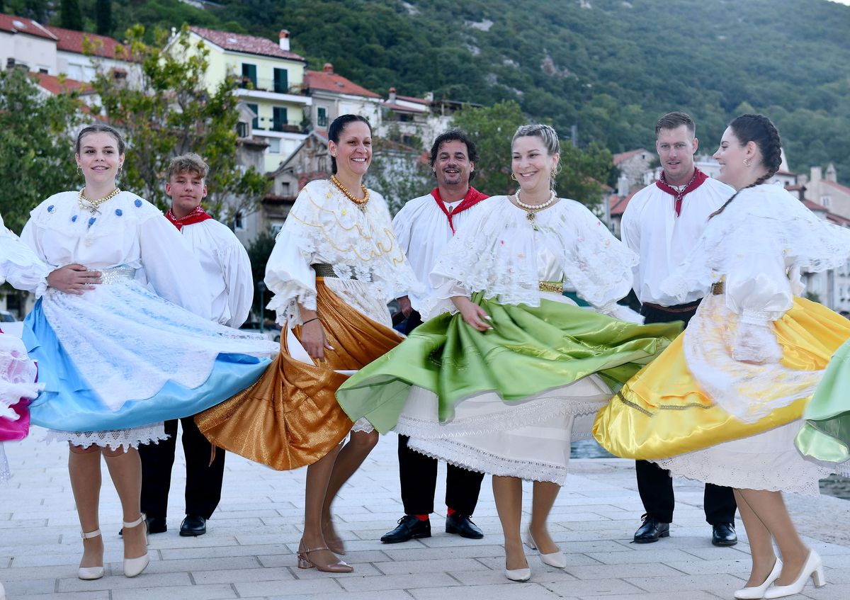 Foto Udruga Tragom hrvatske baštine