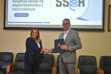 Dekanica Ana Perić Hadžić i ravnatelj Mladen Stojić