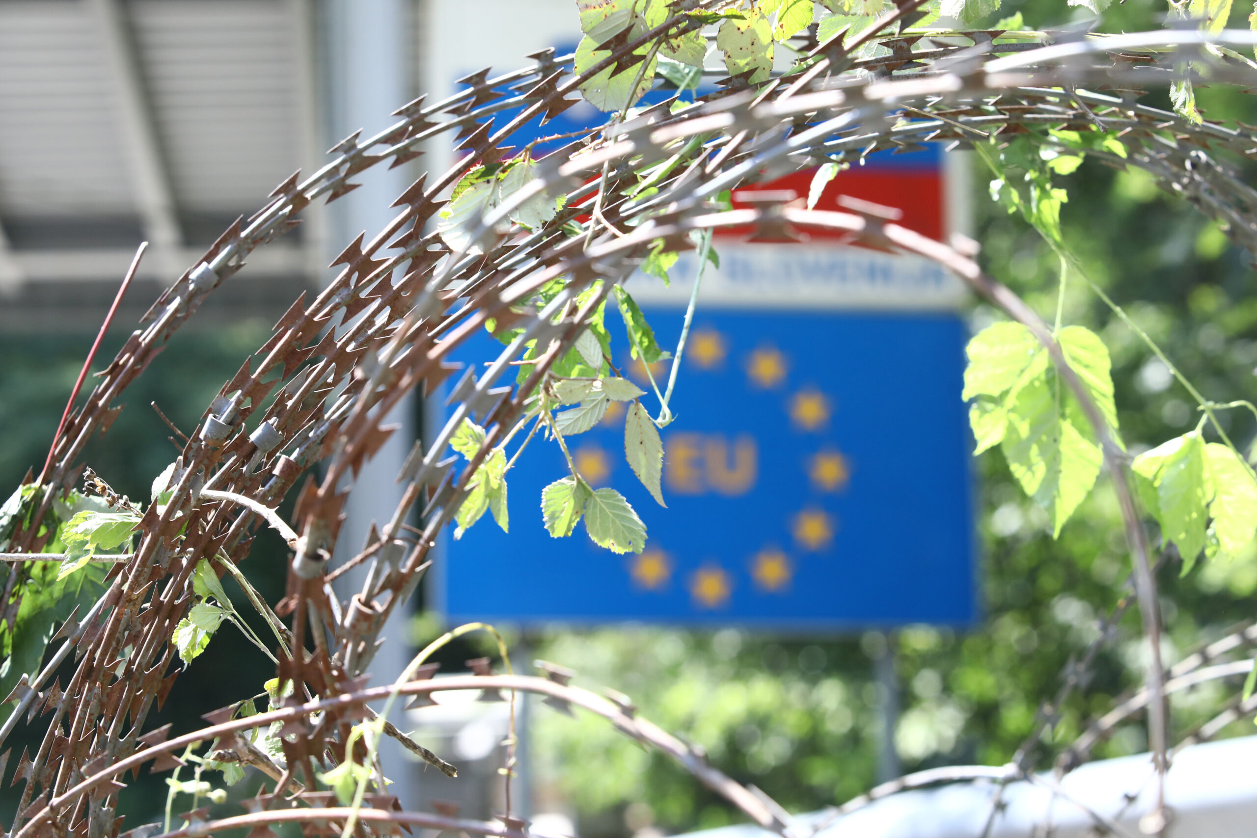 Veliki migrantski val »ogradio« je europske države bodljikavim žicama i vratio kontrole na granicama / Foto BORIS ŠČITAR/PIXSELL