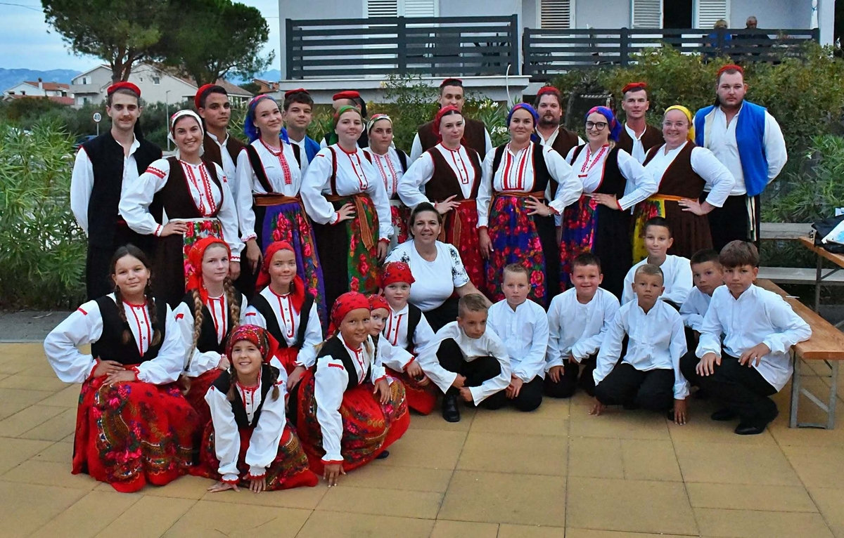 Foto Centar za kulturu i sport Lopar