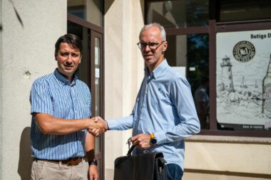 Načelnik Općine Jelenje Robert Marčelja i direktor Brodokomerc Nova d.o.o. Erio Zahirović / Foto Općina Jelenje