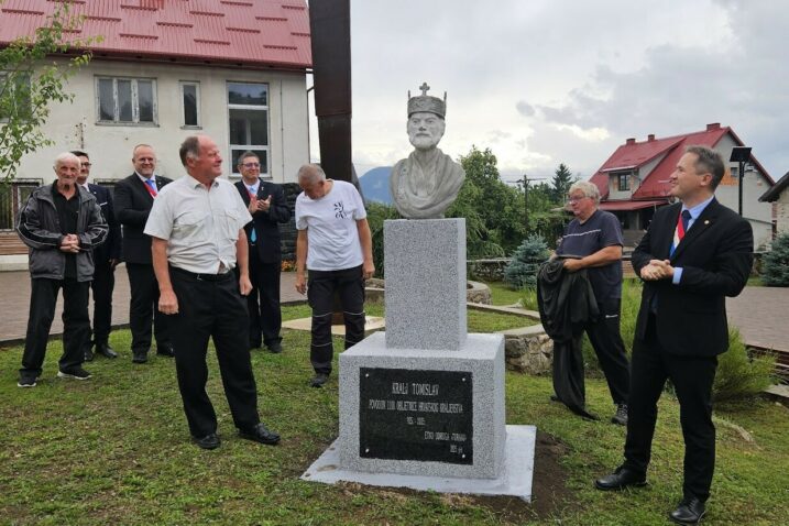 Foto Turanj