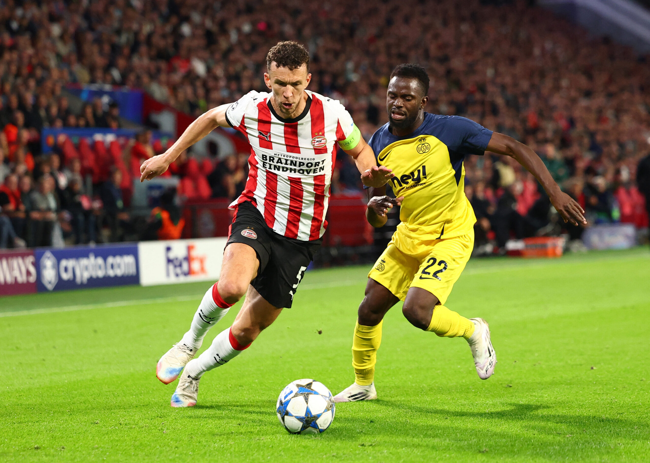 Ivan Perišić i Ousseynou Niang/Foto REUTERS