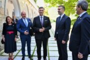 Hrvatska i crnogorska delegacija na Bledu / Foto Andrej Plenković / Facebook / https://www.facebook.com/andrej.plenkovic.rh