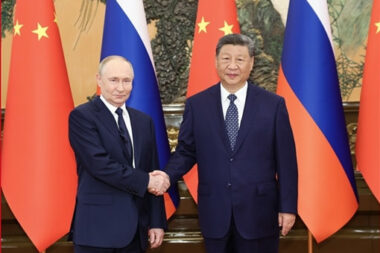 Vladimir Putin i Xi Jinping / Foto: https://english.www.gov.cn/
